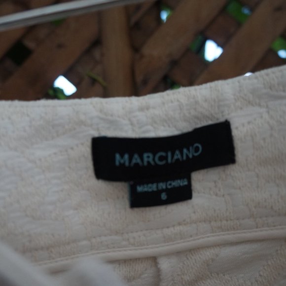 Marciano Maye Mixed Jacquard Short - Picture 3 of 4
